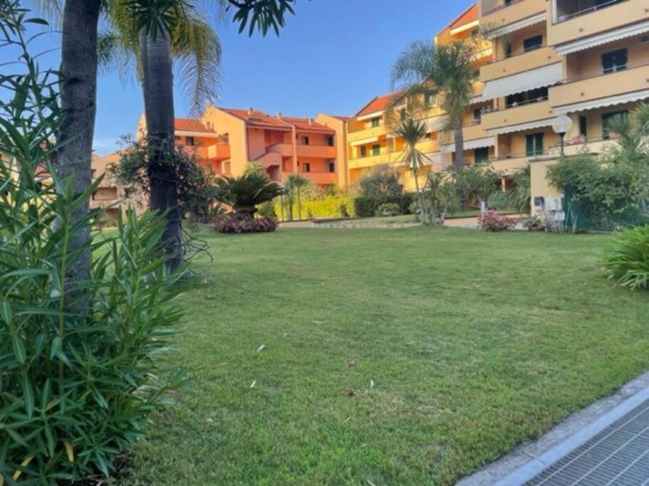 Flat Acquamarina Lägenhet Sanremo Exteriör bild